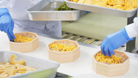 三原の駅弁、春彩すき焼き弁当