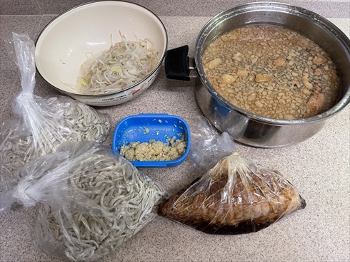 ラーメン二郎 鍋二郎 ジロリアン メグジ