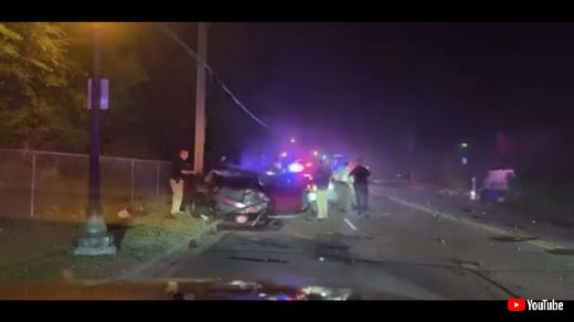 海外 事故 ダッジ チャージャー 盗難