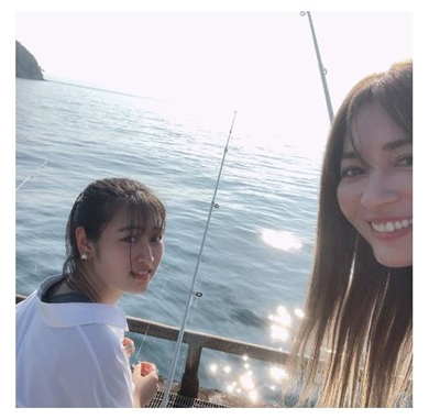 新山千春と娘