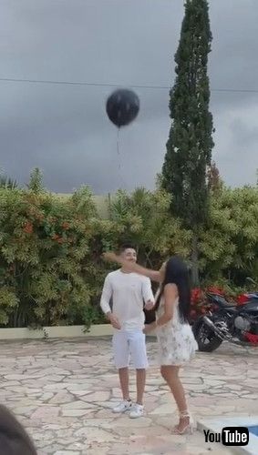 「Gender Reveal Balloon Flies Away || ViralHog」