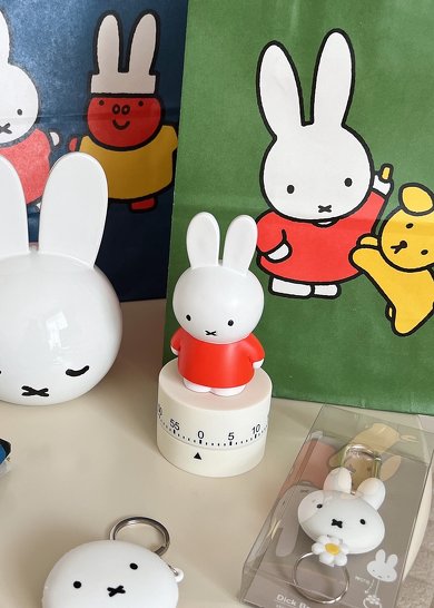 ミッフィーとスタディオクリップのコラボグッズ