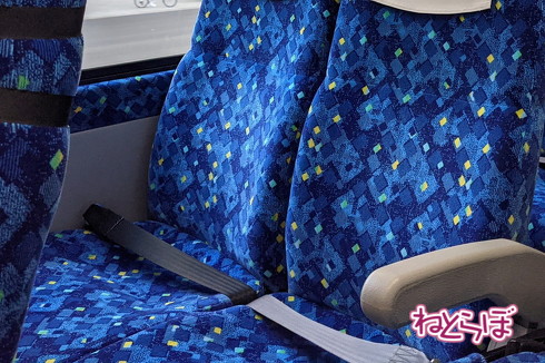 高速バスのシートベルト