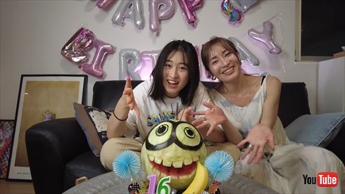 新山千春の手作りスイカアート