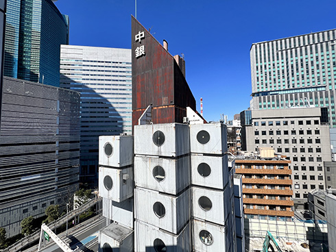 「中銀カプセルタワービル」がVRで公開　2万枚以上の写真から復元され後世に継承