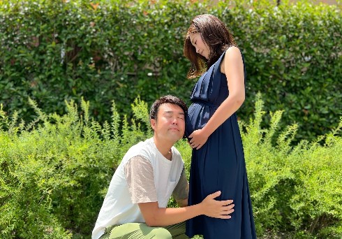 「フォーリンラブ」ハジメと妊娠中の妻