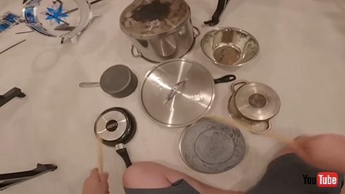 子ども用おもちゃなのに演奏が本格的！　プロ打楽器奏者のテクニックがすごい