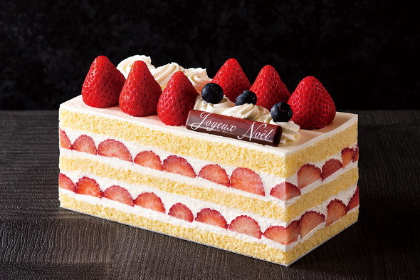 京王プラザホテルクリスマスケーキ「プルミエ・ダムール」