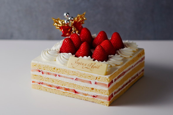 京王プラザホテルクリスマスケーキ「低糖質ショートケーキ」
