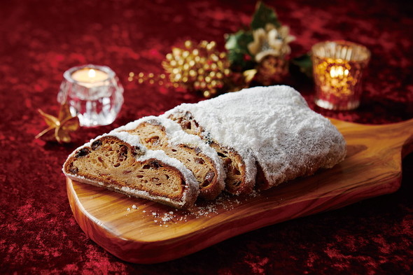 京王プラザホテルクリスマスケーキ「シュトーレン」