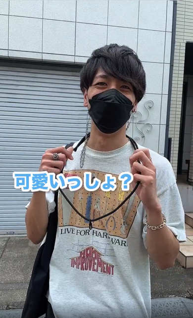 天然すぎる彼氏の行動を捉えた動画