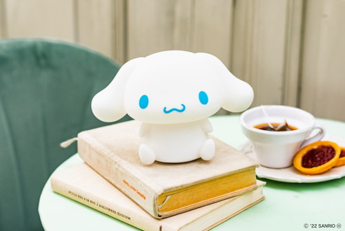 「シナモロール 20th お部屋ライトBOOK」