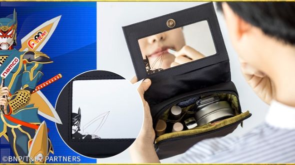  ミラー部分に見切れた折紙サイクロン