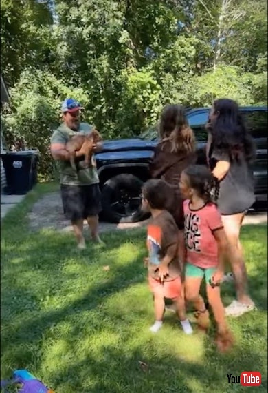 子犬 サプライズ 子ども