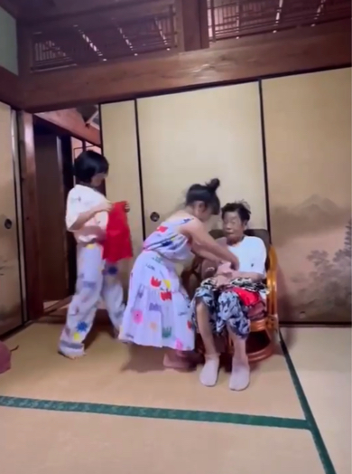 ひ孫がひいおばあちゃんをGUCCI風ファッションに変身させた動画がすてき