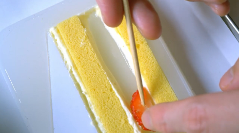 2030年のコンビニケーキ