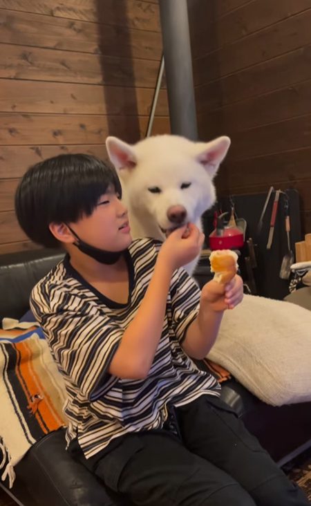 おすそ分けをもらったこちろうくん