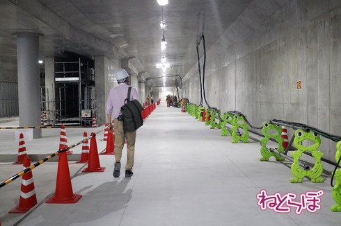 北大阪急行電鉄南北線延伸線・箕面船場阪大前駅改札階の様子