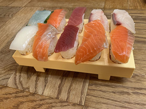 とびだせ！おすし・お寿司が出たところ