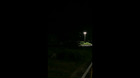 夜の学校のチャイム