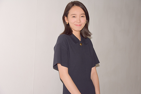 「夏へのトンネル。さよならの出口」で主演声優を務めた飯豊まりえ