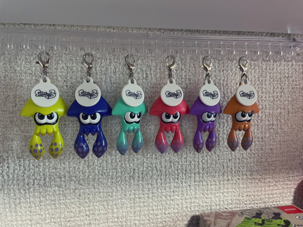 バインダーを使ったマスコットチャームの飾り方が画期的