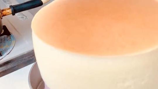 現役パティシエが家で作ったプルプルなチーズケーキ