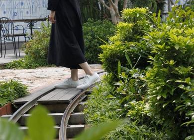 西九州新幹線かもめスニーカー