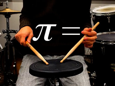 円周率を叩くドラマー・画面はπ