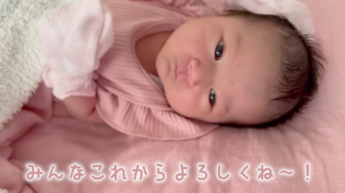 鈴木亜美の第3子長女にメロメロになる5歳長男と2歳次男