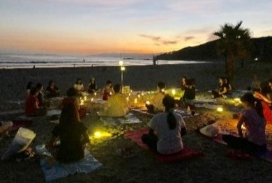 サンセットヨガ