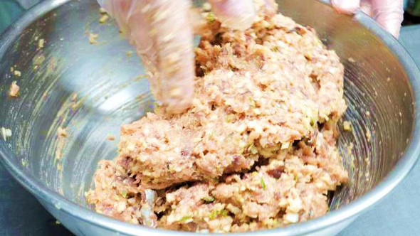 安房鴨川「さんが焼き弁当」（1080円）