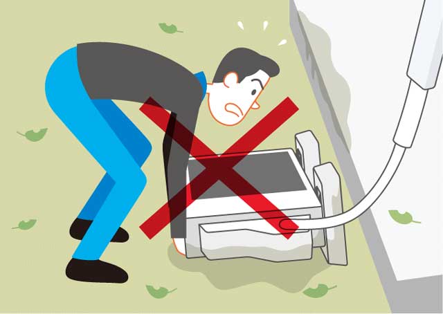 絶対に自分で室外機を起こさないで！　台風による「エアコンの室外機トラブル」の対処法をダイキンが紹介