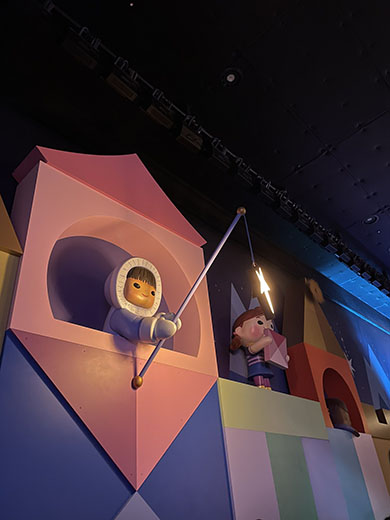 停電時のイッツ・ア・スモールワールド