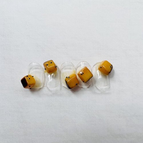 大学芋ネイルチップ正面の写真