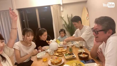 つちやかおりと元「シブがき隊」布川敏和が敬老の日と誕生日祝い