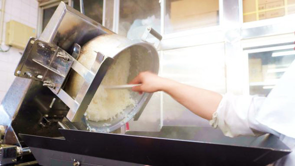 安房鴨川「波の伊八弁当」（2000円）