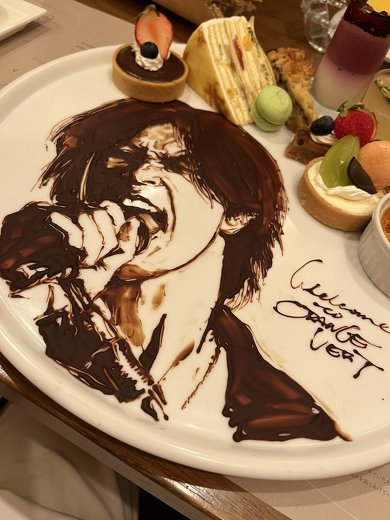 見事なチョコペンアート