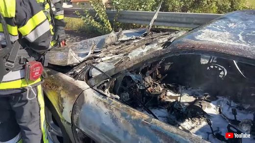 フェラーリ 事故 火災 フランス マルセイユ F355 ベルリネッタ