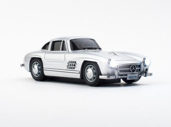無線マウス「メルセデス・ベンツ 300SL」と「メルセデス・ベンツ SLS AMG」