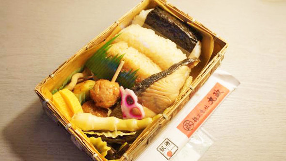 小淵沢「やまのごはん」（1080円）