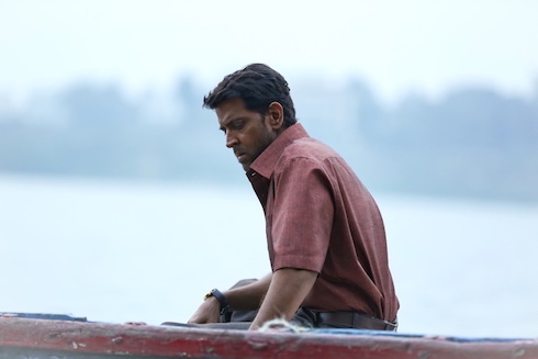 インド版ドラゴン桜かと思ったら殺し屋との受験戦争（物理）が勃発する映画「スーパー30」レビュー