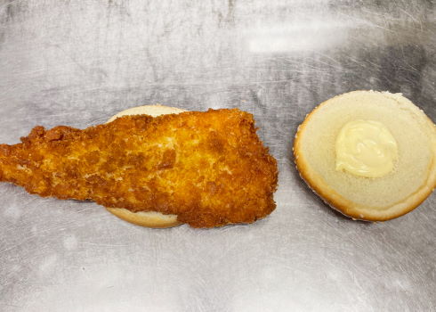 ドムドムバーガーびたびたバターフィッシュ