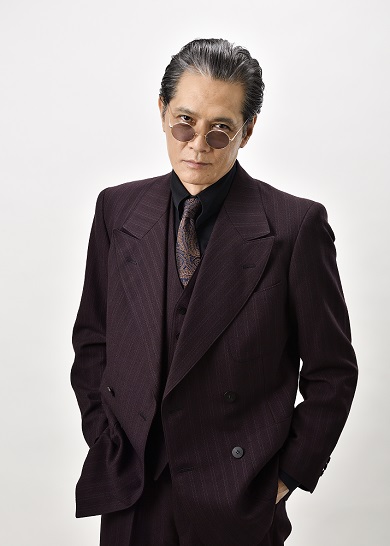 映画「ナニワ金融道」に出演する加藤雅也