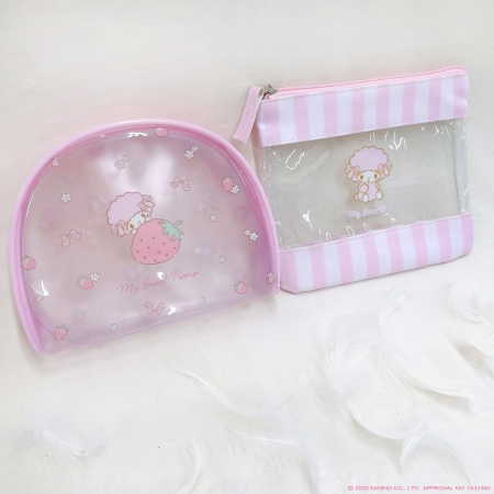 「クリアフラットポーチ」「ラウンドポーチ」（各429円）の画像