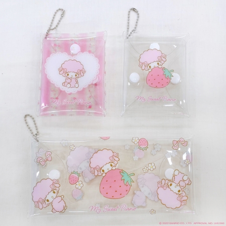 「クリアマルチケース 2種」「クリアマルチケース（L）」（各429円）の画像