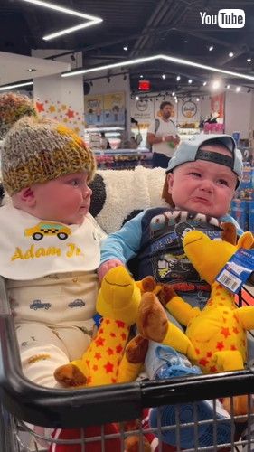 「Two Babies in Very Different Moods || ViralHog」