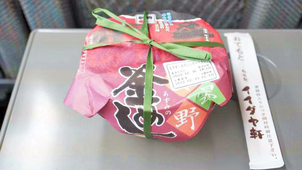 松本「安曇野釜めし」（700円）