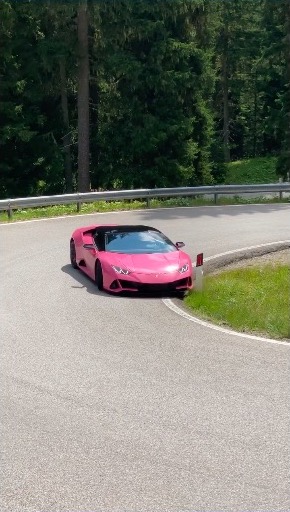 ランボルギーニ ドリフト 峠 溝落とし ウラカン EVO