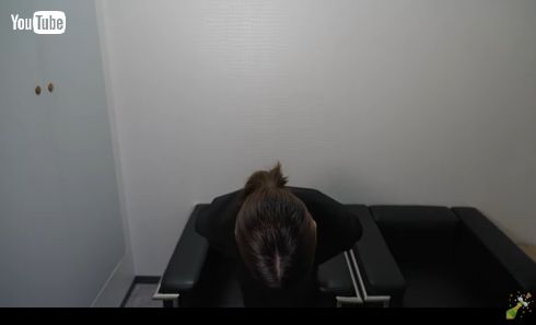 スーツで事件を謝罪する元カリスマキャバクラ譲“エンリケ”こと小川えり